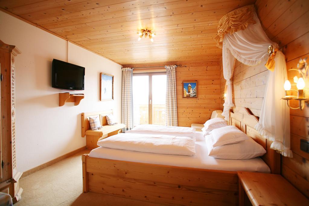 Rosis Sonnbergstuben Hotel Kitzbuhel Bilik gambar